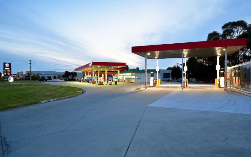 Caltex 940 Stud Road Dusk Shots 176 Rs 3x2 Medium